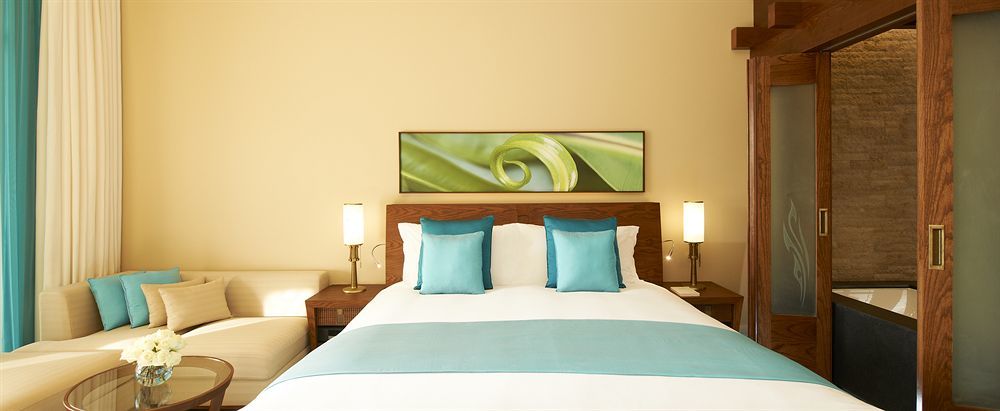 سوفيتل دبي للشقق الفندقية المظهر الخارجي الصورة A bedroom at the hotel